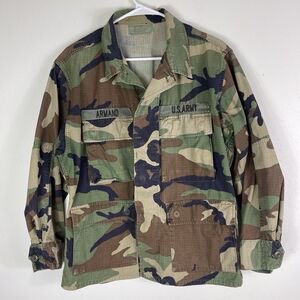 US Army Hot Weather Combat Jacket Woodland Camo Patched Medium XXShort USA